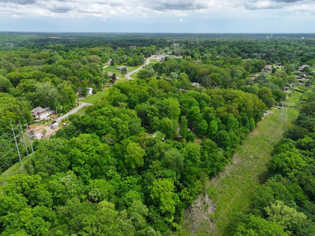 460 Seven Springs Rd, Clarksville, TN 37043