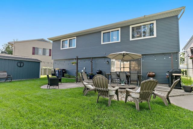 17 Joslyn Drive, Elgin, IL 60120