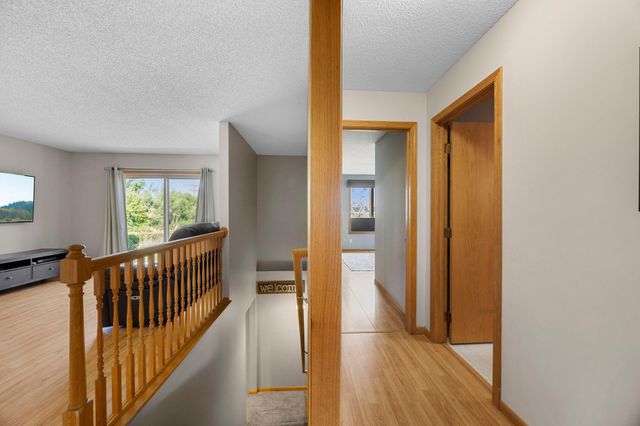 10390 64th Street NE, Albertville, MN 55301