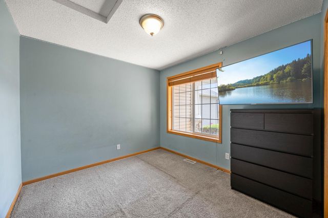 10390 64th Street NE, Albertville, MN 55301