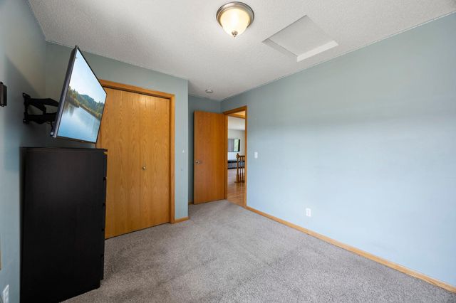 10390 64th Street NE, Albertville, MN 55301