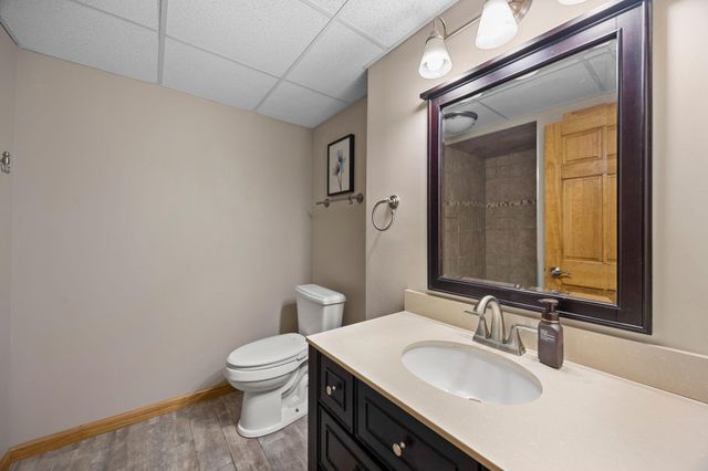 10390 64th Street NE, Albertville, MN 55301
