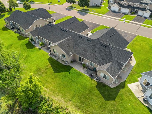 10390 64th Street NE, Albertville, MN 55301