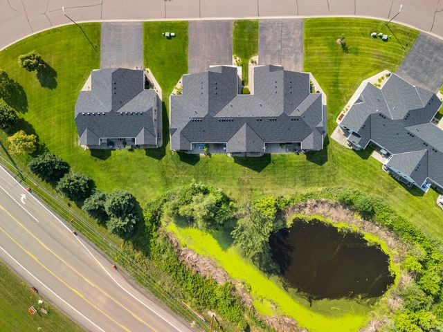 10390 64th Street NE, Albertville, MN 55301