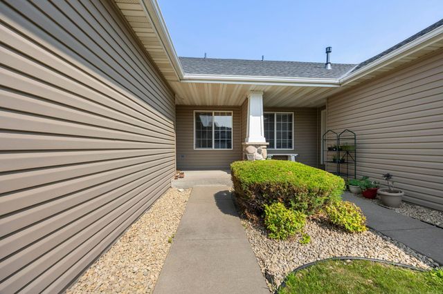 10390 64th Street NE, Albertville, MN 55301
