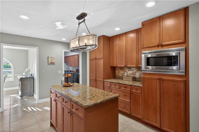 1476 Argyle DR, Fort Myers, FL 33919