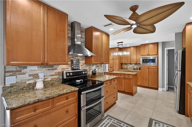 1476 Argyle DR, Fort Myers, FL 33919