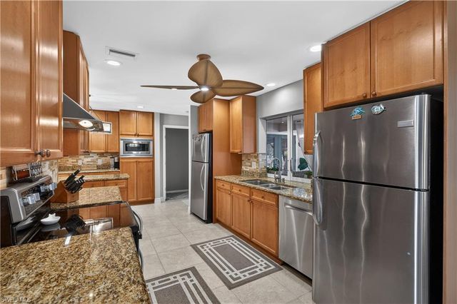 1476 Argyle DR, Fort Myers, FL 33919