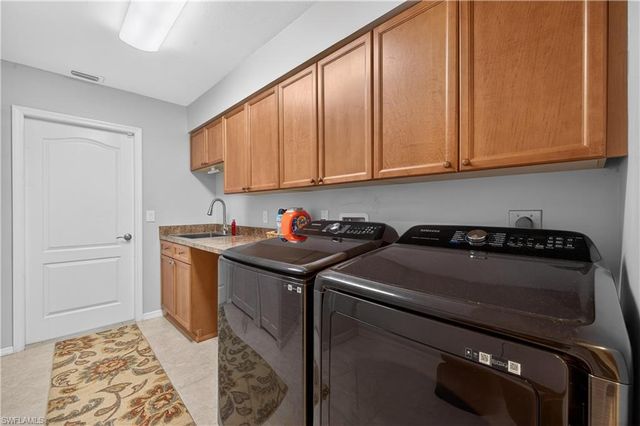 1476 Argyle DR, Fort Myers, FL 33919