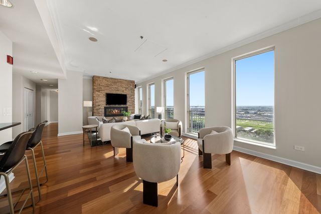 1250 S Michigan Avenue 2900, Chicago, IL 60605