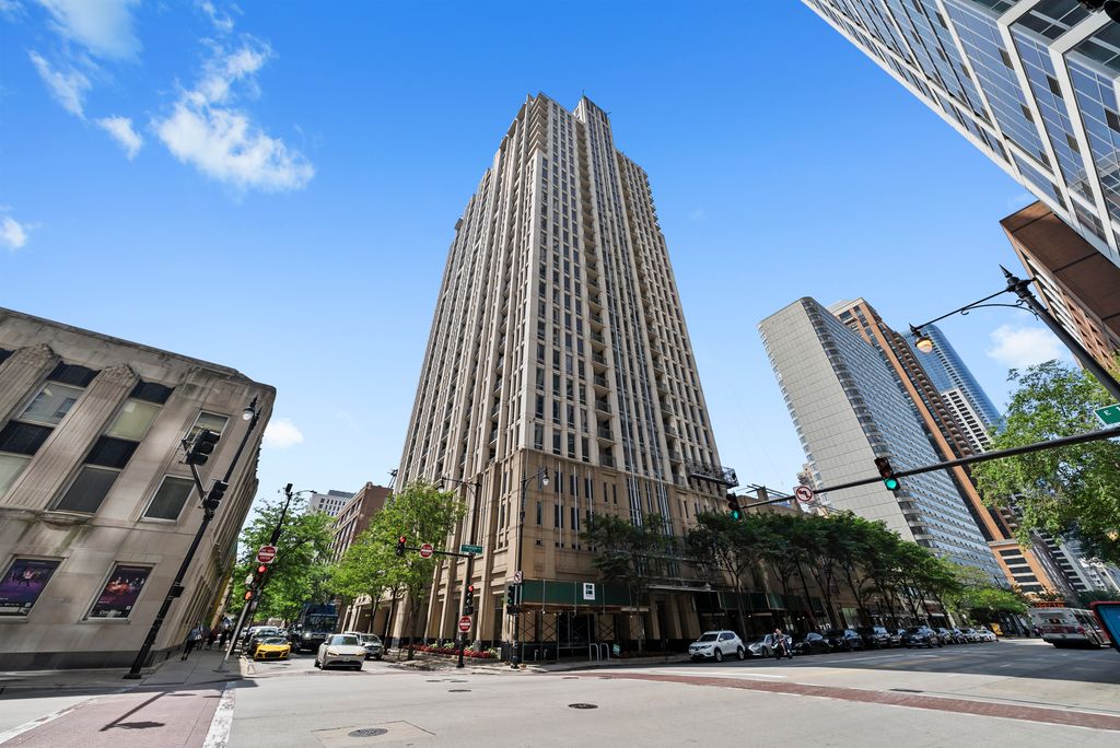 1250 S Michigan Avenue 2900, Chicago, IL 60605