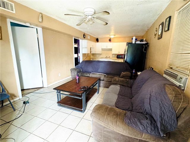 4309 Nicholson St, Corpus Christi, TX 78415