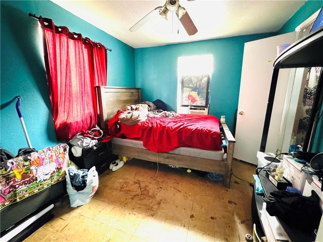 4309 Nicholson St, Corpus Christi, TX 78415