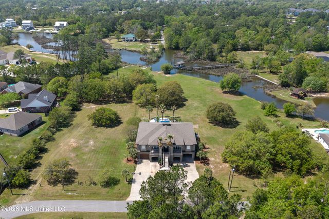 6605 Haystack Street, Biloxi, MS 39532