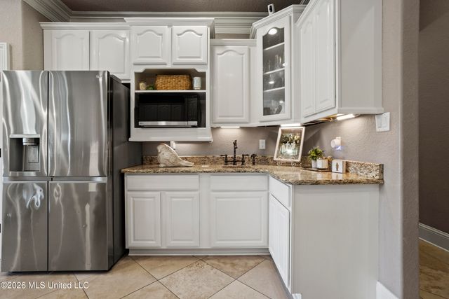 6605 Haystack Street, Biloxi, MS 39532