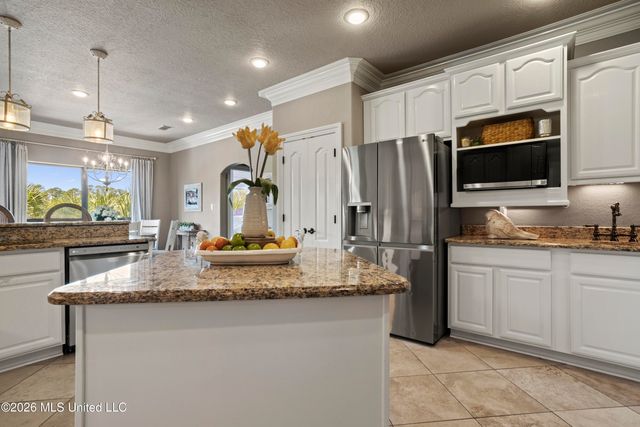 6605 Haystack Street, Biloxi, MS 39532