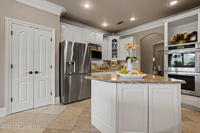 6605 Haystack Street, Biloxi, MS 39532