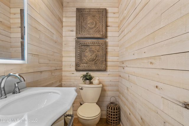 6605 Haystack Street, Biloxi, MS 39532