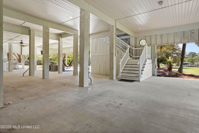 6605 Haystack Street, Biloxi, MS 39532