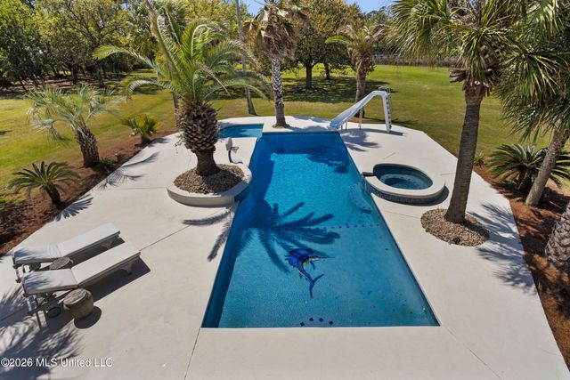 6605 Haystack Street, Biloxi, MS 39532