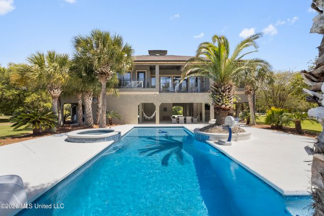 6605 Haystack Street, Biloxi, MS 39532