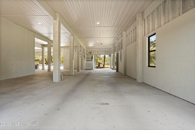 6605 Haystack Street, Biloxi, MS 39532