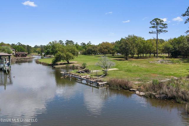 6605 Haystack Street, Biloxi, MS 39532