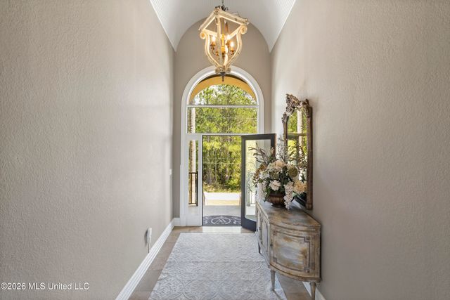 6605 Haystack Street, Biloxi, MS 39532