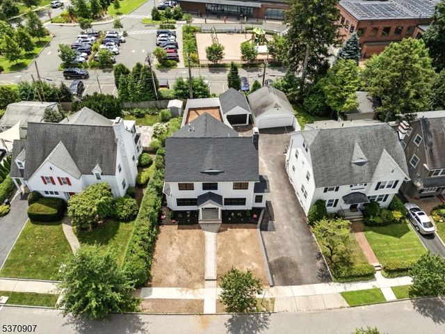 4 Warren Pl, Montclair Twp., NJ 07042