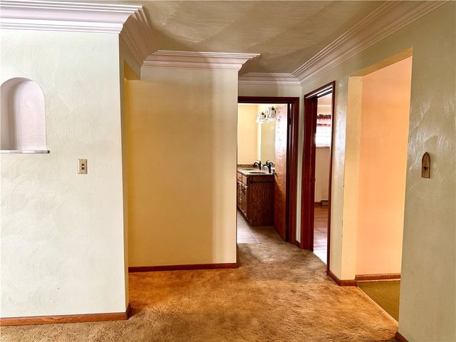 260 Simon Dr, Summit Twp, PA 16002