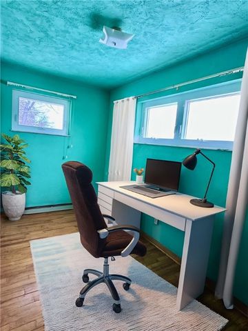 260 Simon Dr, Summit Twp, PA 16002