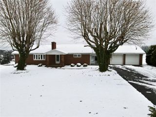 260 Simon Dr, Summit Twp, PA 16002