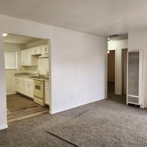 325 Tennessee Street NE, Albuquerque, NM 87108
