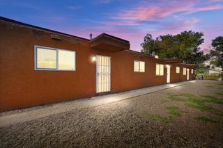 325 Tennessee Street NE, Albuquerque, NM 87108