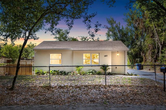 1901 E SHADOWLAWN AVENUE, Tampa, FL 33610