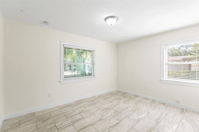 1901 E SHADOWLAWN AVENUE, Tampa, FL 33610