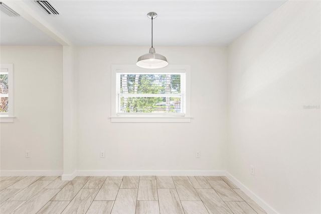 1901 E SHADOWLAWN AVENUE, Tampa, FL 33610