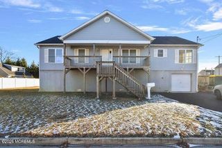 410 Bayview Avenue, Union Beach, NJ 07735