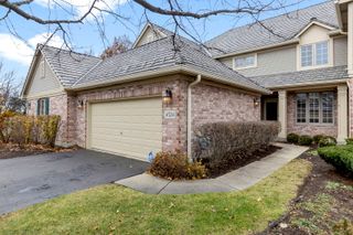 4524 S Seminole Drive, Glenview, IL 60025