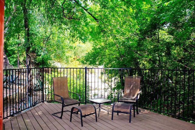 1500 E East Side DR 117-A, Austin, TX 78704
