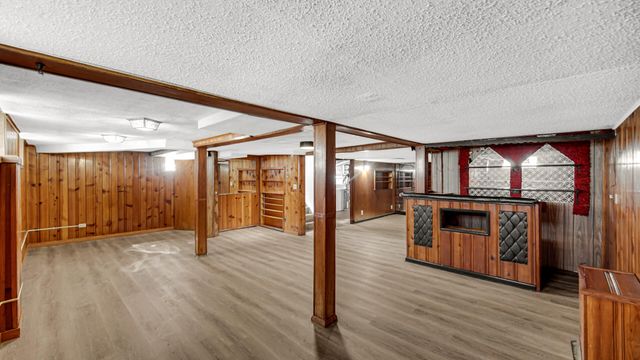 6525 California Avenue, Hammond, IN 46323