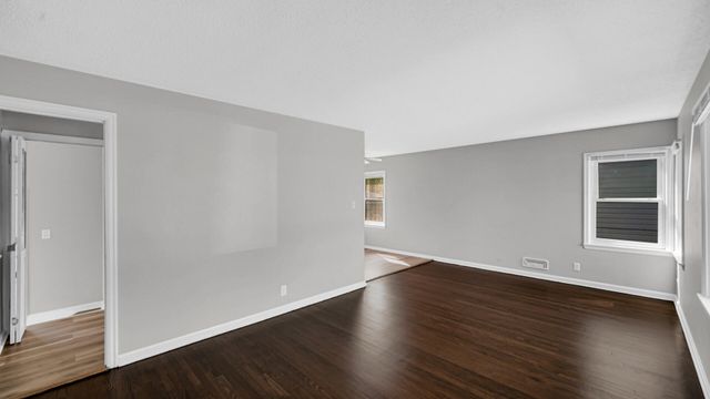 6525 California Avenue, Hammond, IN 46323