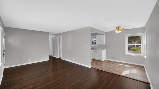 6525 California Avenue, Hammond, IN 46323