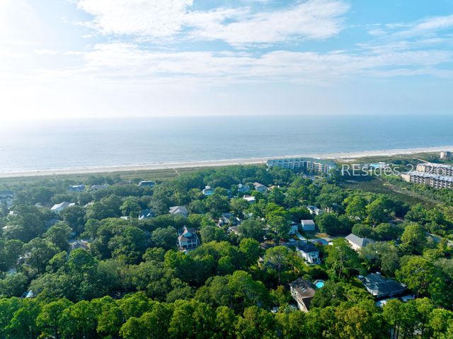 45 Folly Field Rd Apt 9H, Hilton Head Island, SC 29928