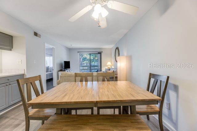 45 Folly Field Rd Apt 9H, Hilton Head Island, SC 29928