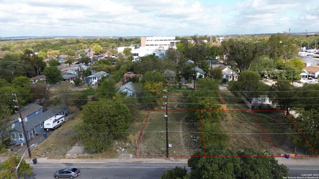 3 LOTS ON Guadalupe St, San Antonio, TX 78207