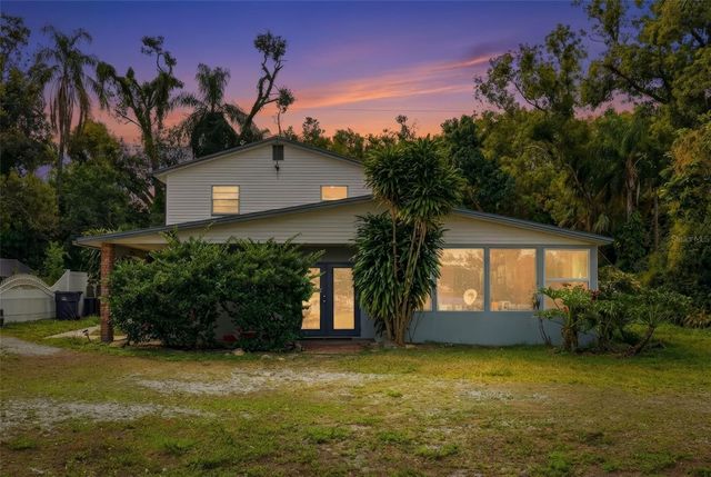 2814 W HUMPHREY STREET, Tampa, FL 33614