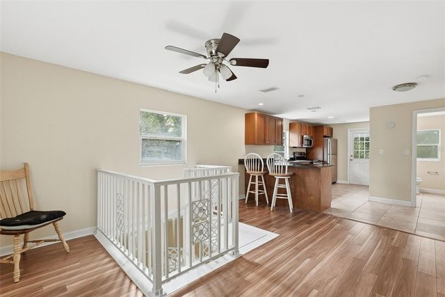 2814 W HUMPHREY STREET, Tampa, FL 33614