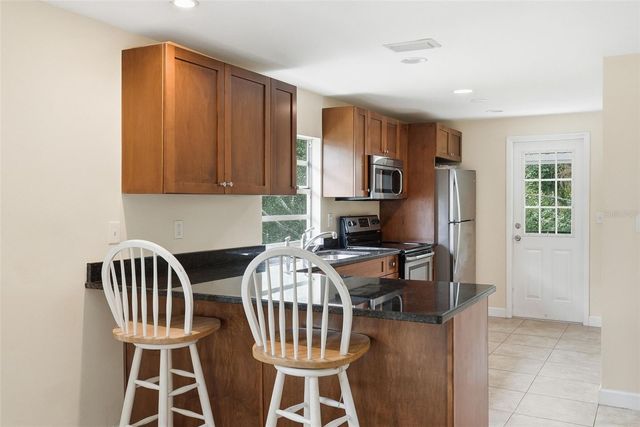 2814 W HUMPHREY STREET, Tampa, FL 33614