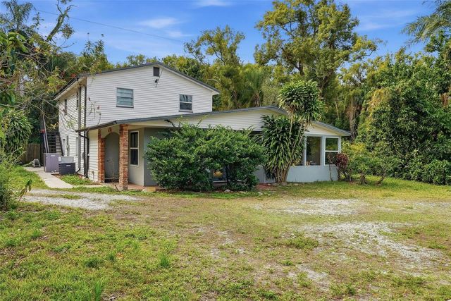2814 W HUMPHREY STREET, Tampa, FL 33614